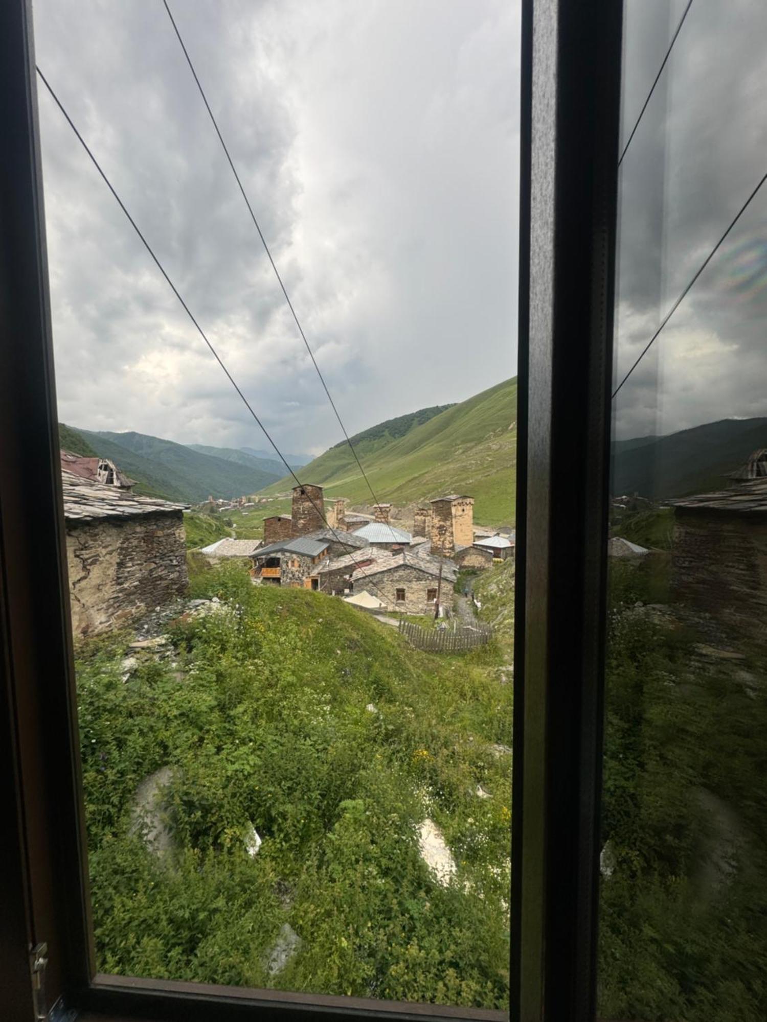 Chazhashi Guesthouse Ushguli Exterior foto