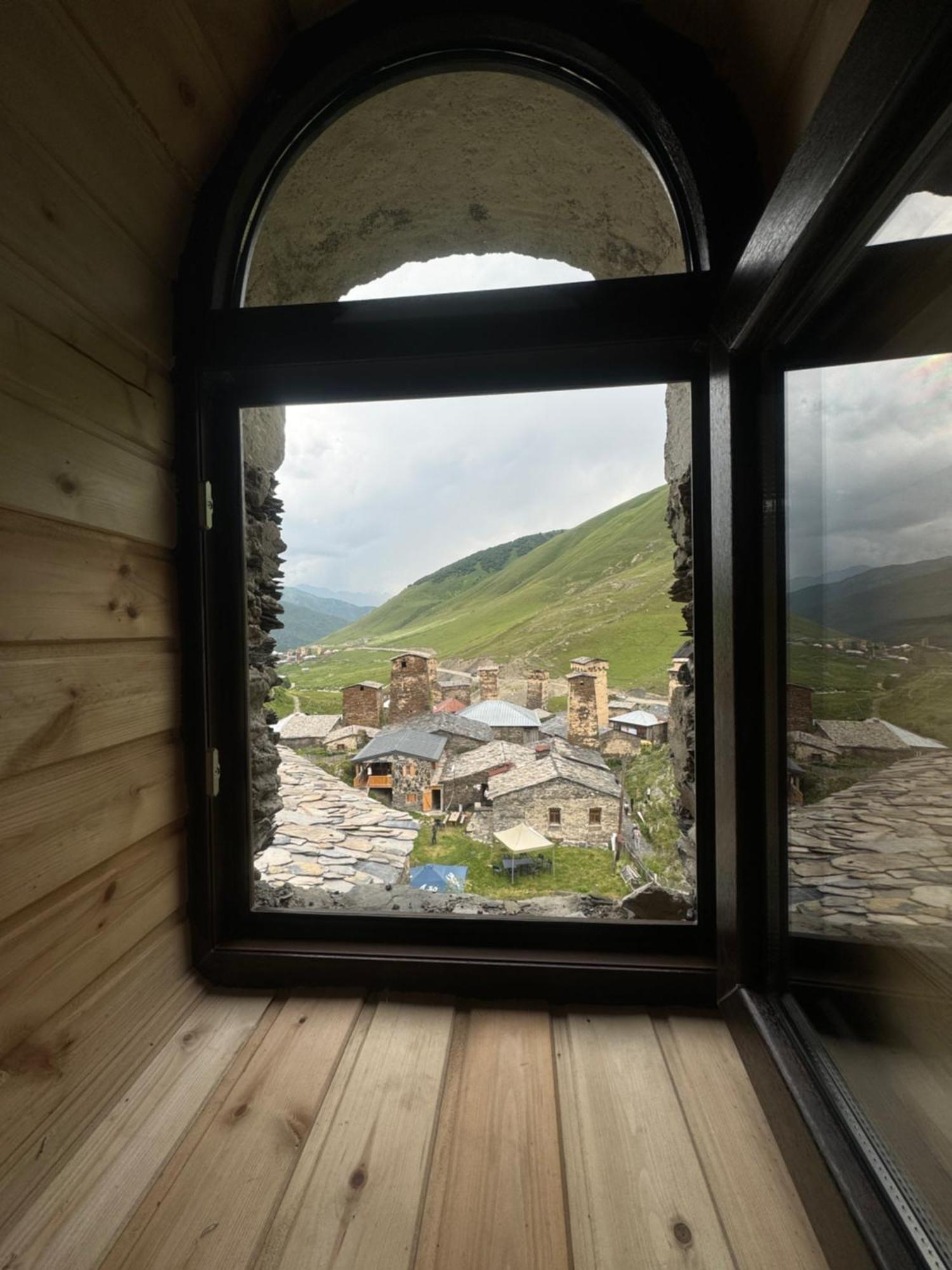 Chazhashi Guesthouse Ushguli Exterior foto